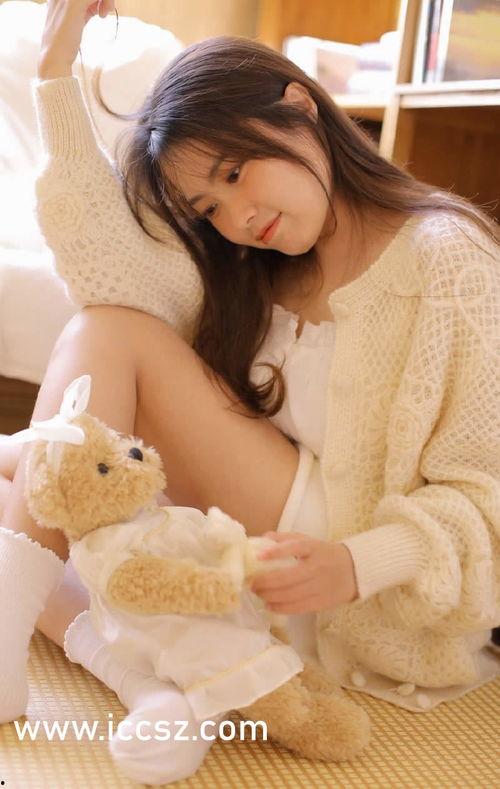 反差婊吃瓜黑料热门网曝蘑菇动漫,婊吃瓜黑料背后的真相揭秘